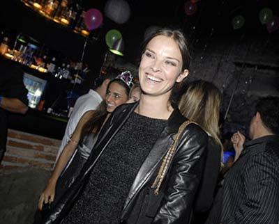 Letícia Birkheuer não sonha mais com o príncipe encantado