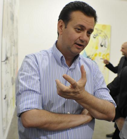 Gilberto Kassab chega à festa de um ano da PODER