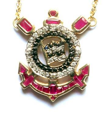 Pingente de Roberta Eluf deixa corinthianas enlouquecidas