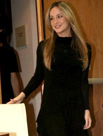 Glamurama acaba de sair da coletiva de imprensa de Claudia Leitte