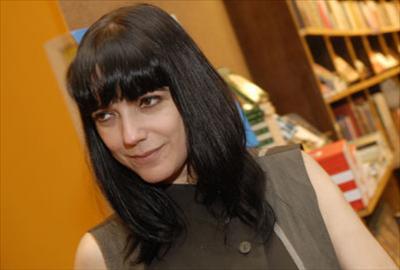 Bete Coelho tem novo namorado