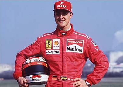 Michael Schumacher volta a defender a camisa da Ferrari.
