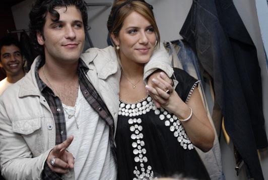 Bruno Gagliasso e Giovanna Ewbank negam que estão de casamento marcado.