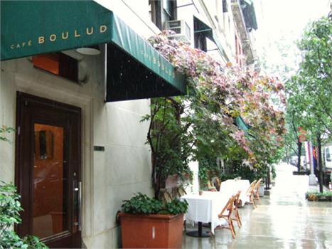 Fechado para reformas desde agosto, o Café Boulud, de Nova York, já reabriu suas portas. E, além da nova decoração, o tradicional estabelecimento do chef Daniel Boulud ganhou um novo menu e um bar super estiloso, o Pleiades, com apenas 14 lugares que só p