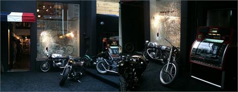 Ara Vartanian lança primeira coleção de joias para os homens.