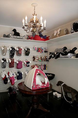 A marca Inès Pet à Porter ganha sua primeira loja, no bairro dos Jardins.