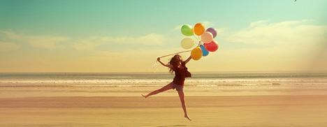 As meninas da loja O11, prepararam um presentão para suas clientes, no aniversário de um ano da loja.