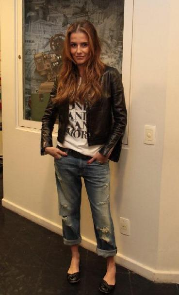 Deborah Secco contou ao Glamurama que usa calça jeans tamanho 24, na numeração internacional.