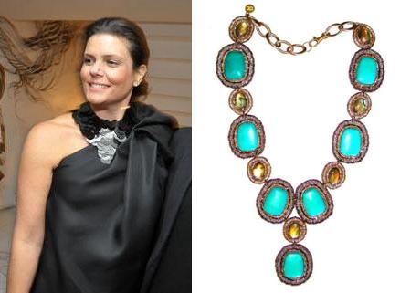 Daniela Cutait vai à festa do Parceiros da Educação com a mais nova criação da sua marca.