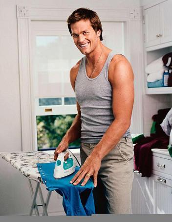 Tom Brady diz que prefere ceder à discutir com a mulher, Gisele Bündchen.