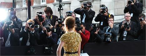 Glamurama comemora o sucesso da cobertura em tempo real de Madonna no Brasil.