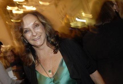 Um jantar em torno do documentário Rompendo o Silêncio movimentou o château de Silvana Tinelli, nessa quinta-feira.