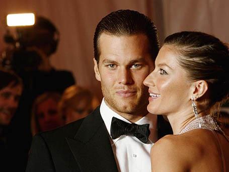 Tom Brady revelou à imprensa norte-america que só ele sabe o sexo do bebê que Gisele Bündchen espera.