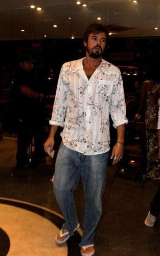 Paulinho Vilhena lança sua nova empresa, a Doors, com festa na Vila dos Ipês, em São Paulo.