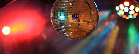 Wolf Maya comanda a festa de lançamento da minissérie “Cinquentinha” no Rio