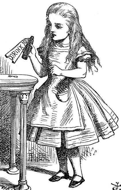 Multimarcas francesa Printemps convida estilistas para reinterpretar o vestido de Alice, personagem do filme “Alice no País das Maravilhas”.