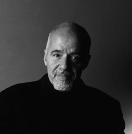 O escritor Paulo Coelho está no tradicional guia britânico “Who’s Who” de 2010