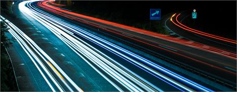 Tem lugar novo abrindo as portas no Itaim nesta terça-feira. É o bar e restaurante Blá, que fica na Avenida Brigadeiro Luís Antonio, ali no meio do burburinho em que estão várias agências de publicidade.