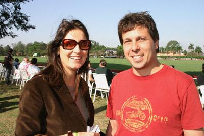 Renata Souza Ramos, da Mitsubishi, vai passar o Réveillon em família. Até aí, tudo bem. Mas será no Rali Paris Dakar.