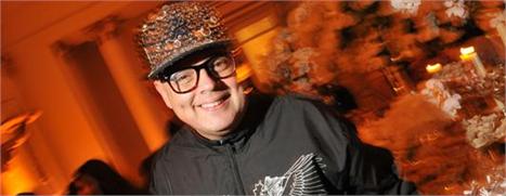 Quem comprou, comprou… Quem não comprou, não compra mais. Do que estamos falando? Da festa depois da ceia no Royal Club.