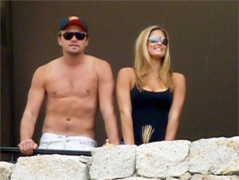 Bar Refaeli e Leo DiCaprio reaparecem juntos.