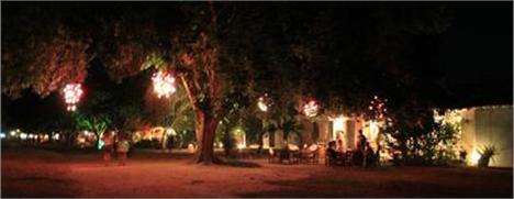 Começou a degustação de Cachaça Busca Vida na Casa de Joana   Vieira, no Quadrado.