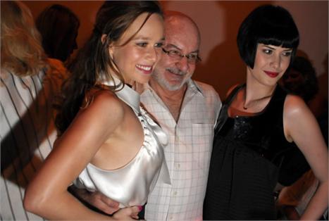 Sílvio de Abreu bate papo com Glamurama no desfile de Gloria Coelho