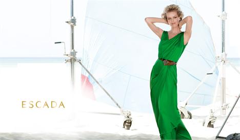 Escada ensaia recuperação e anuncia retorno após ter enfrentado uma de suas fases mais difíceis em 2009.