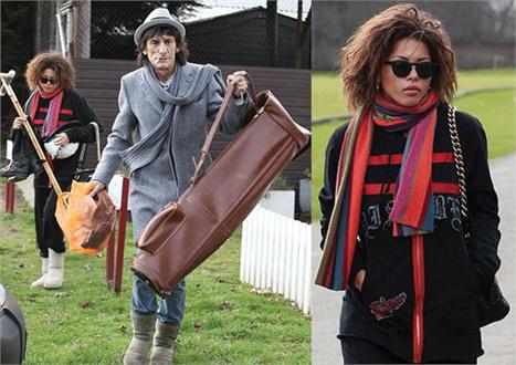 Glamurama sabe o nome da namora brasileira do cantor Ronnie Wood.