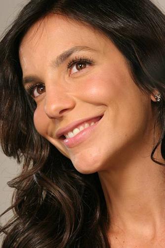 Glamurama conta detalhes do figurino de Ivete Sangalo no Carnaval 2010.