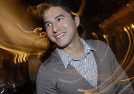 É com festão no Clube A, no Sheraton hotel, que André Almada comemora o aniversário no próximo dia 21.