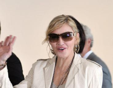 Como transcorreu o almoço íntimo de Madonna na casa de Luiz Eduardo Índio da Costa.