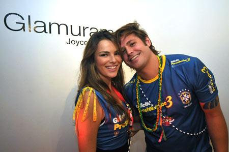 Viviane Sarahyba diz recuperou a boa forma amamentando o filho.