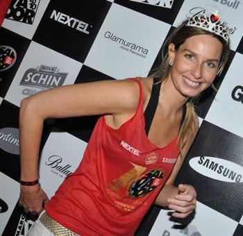 Mariana Weickert faz aniversário em plena terça-feira de Carnaval!