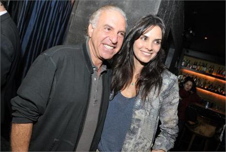 Toninho Abdalla se prepara para o casamento da filha e conta um pouco mais da loja Bentley.