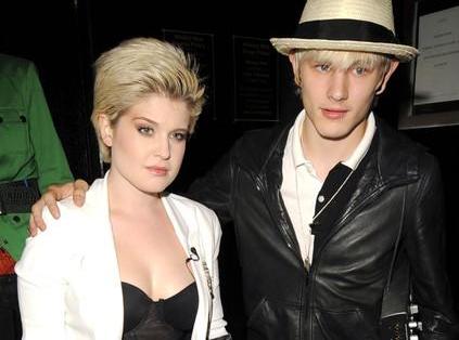 It didnt help to turn into a sweet doll; once Kelly Osbourne, always Kelly Osbourne.