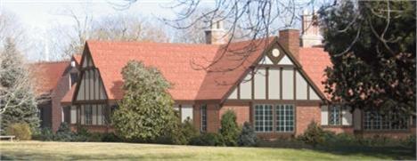 East Hampton´s Library will host a meeting of with great names in literature; the “Author´s Night 2010”.