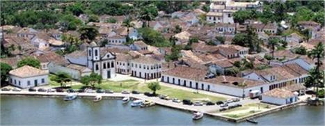 A iraniana Azar Nasifi e o escritor indiano Salman Rushdie encerram o terceiro dia da Flip.