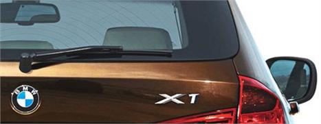 O trunk show que Giuliana Romano arma logo mais na Casa Glamurama está dando o que falar.