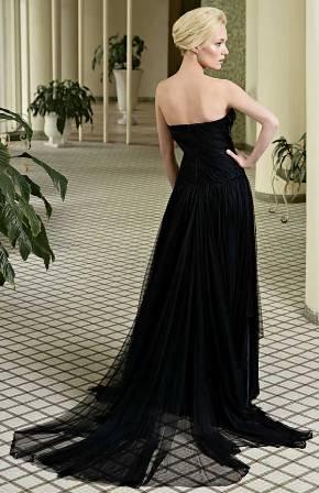 Anote na agenda: amanhã, quarta-feira, tem desfile da Lita Mortari no Lounge One do Iguatemi