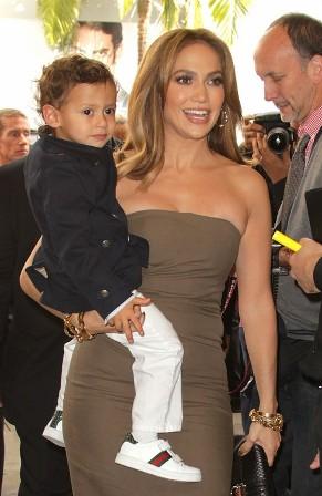 Max, filho de Jennifer Lopez, é um glamuzinho dos mais estilosos!
