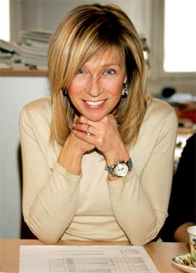 Parece que a editora-chefe da Vogue russa está de olho na revista Pop.