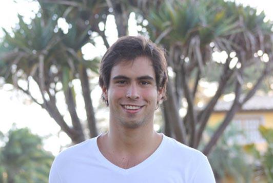 E tem mais ariano fazendo festa hoje! Agora, a gente tá falando do Marcelo Constantino! Quem mais faz aniversário hoje?