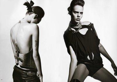 A Freja veio, mas esnobou todo mundo. Bem fofa, né? NOT