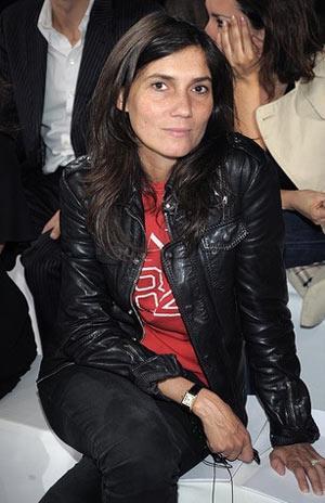 Emmanuelle Alt vai estrear 100% só em agosto