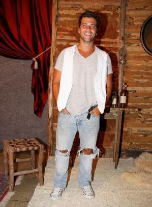 O @bgagliasso conseguiu ficar ainda mais lindo, já viram, glamurettes?