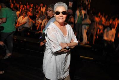 Maria Adelaide Amaral vai fazer uma série sobre Dercy Gonçalves!