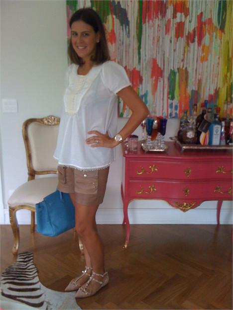 Quem mostrou o #lookdodia pra gente hoje foi Ciccy Halpern, linda, chique e com acessórios de babar