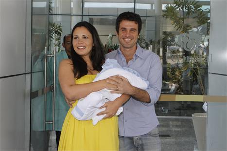 Eriberto Leão está cheio de motivos para ficar feliz da vida. Sabe quais são?