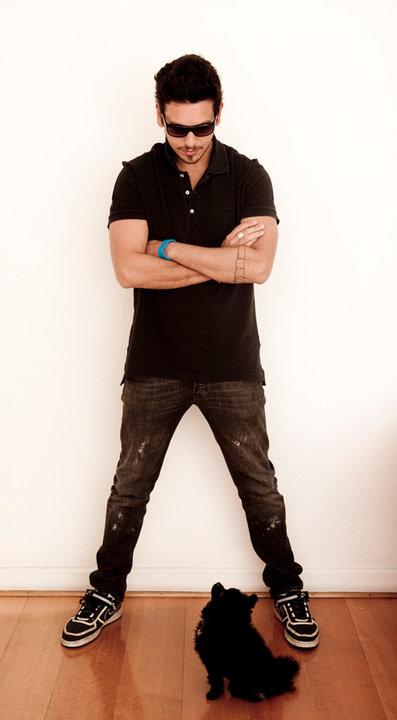 O @joaovicente27 agora é global! Vem saber o que ele anda aprontando no Projac!